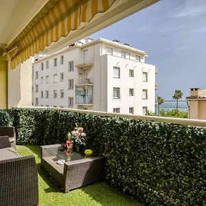  Appartement Beach & Airport France